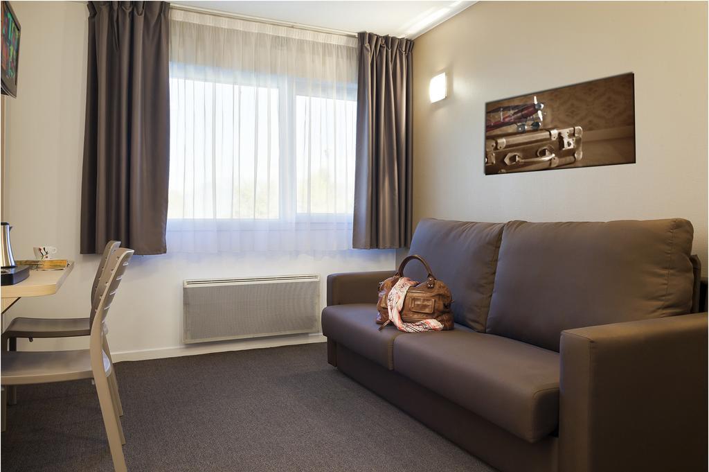 Appart Hotel Annecy Seynod ภายนอก รูปภาพ