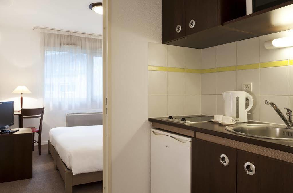 Appart Hotel Annecy Seynod ภายนอก รูปภาพ