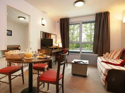 Appart Hotel Annecy Seynod ภายนอก รูปภาพ